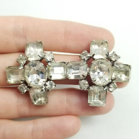 Vintage Rhinestone Cluster Clip On Earrings, Silver Tone Prong Set Mixed Shapes - Picture 1 of 6
